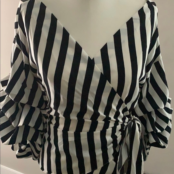 Black/White Side Wrap Blouse - Picture 2 of 3